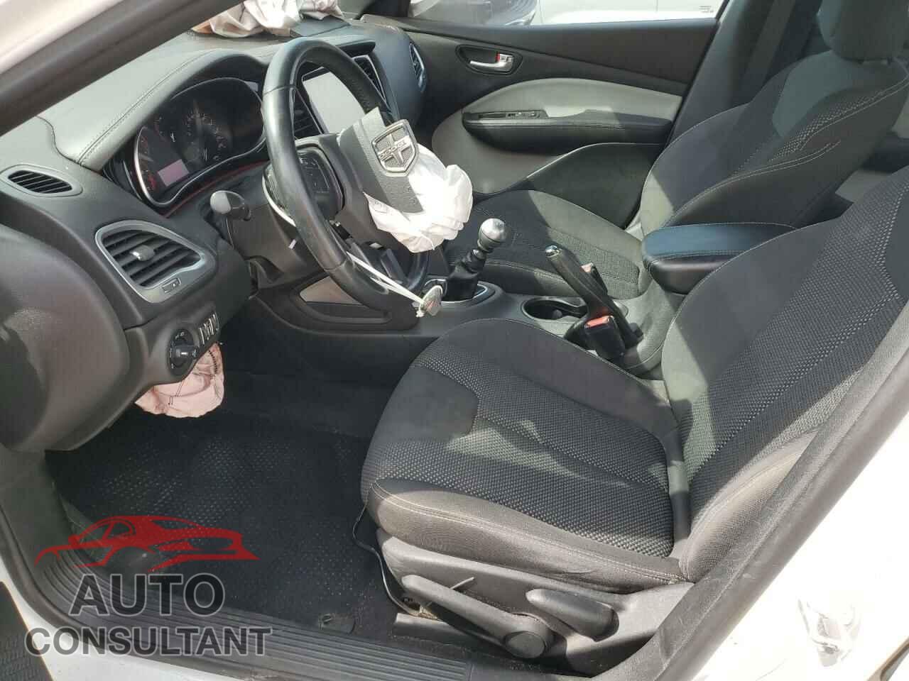 DODGE DART 2016 - 1C3CDFBB5GD517675