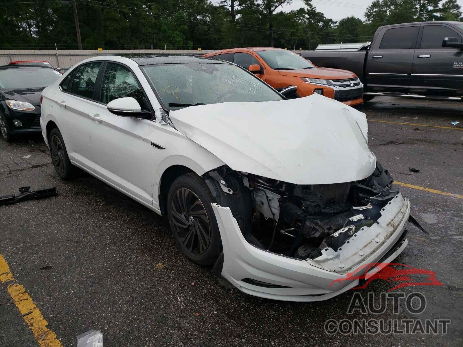 VOLKSWAGEN JETTA 2019 - 3VWG57BU0KM095326