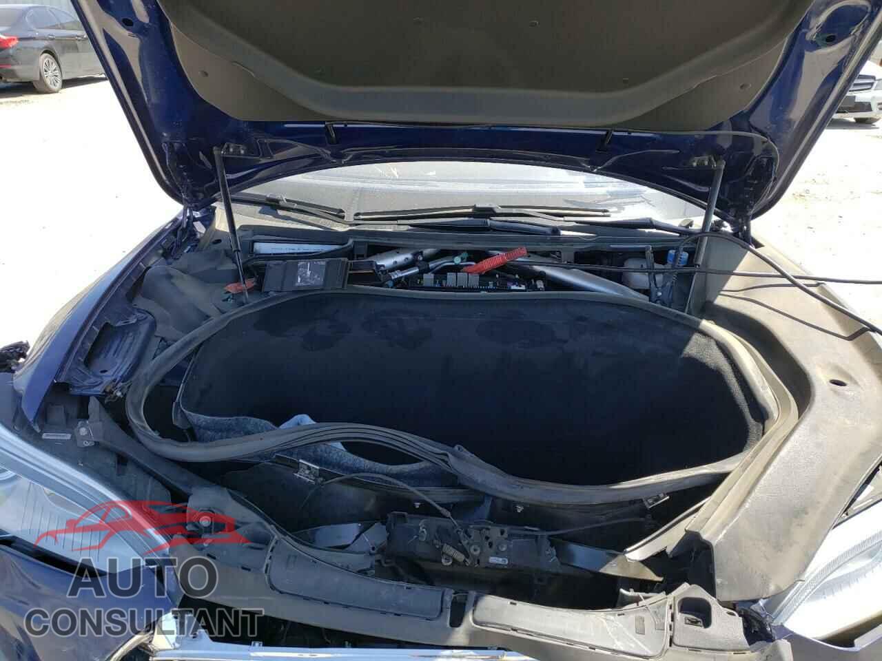 TESLA MODEL S 2015 - 5YJSA1E23FF118964