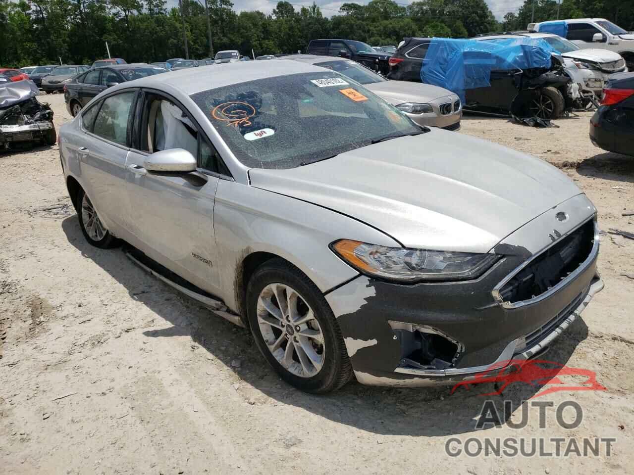 FORD FUSION 2019 - 3FA6P0LU1KR188217