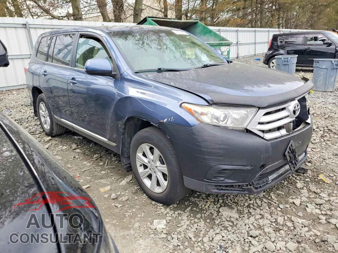 TOYOTA HIGHLANDER 2013 - 5TDBK3EH8DS255906