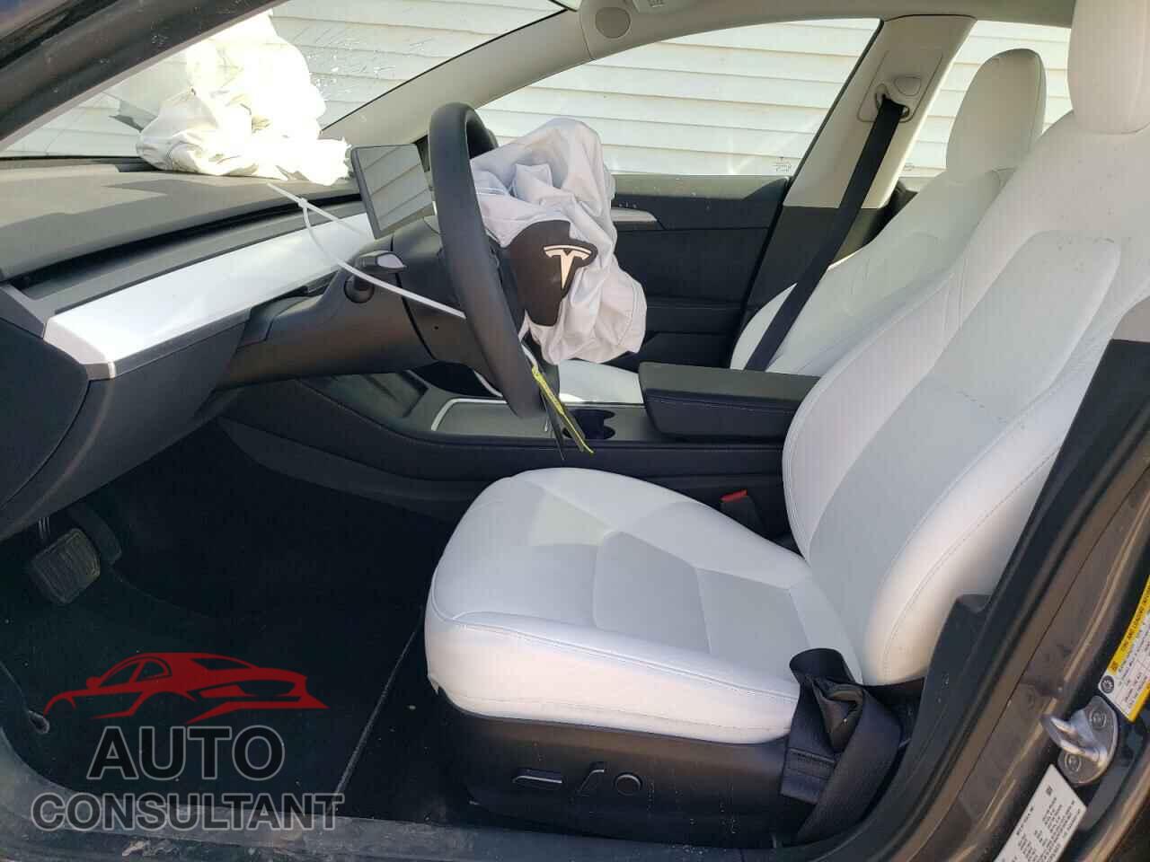 TESLA MODEL 3 2023 - 5YJ3E1EB7PF678979