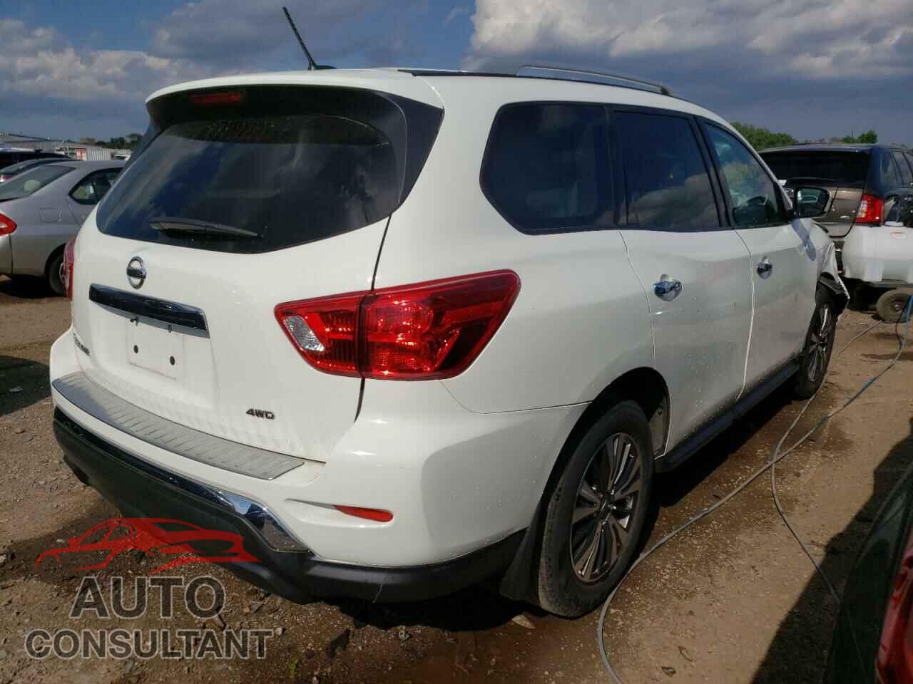 NISSAN PATHFINDER 2017 - 5N1DR2MM2HC661311