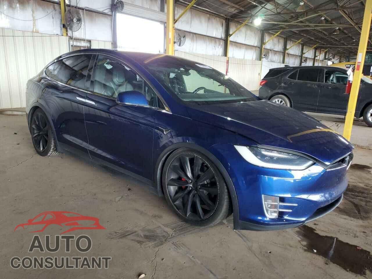 TESLA MODEL X 2017 - 5YJXCBE44HF051849