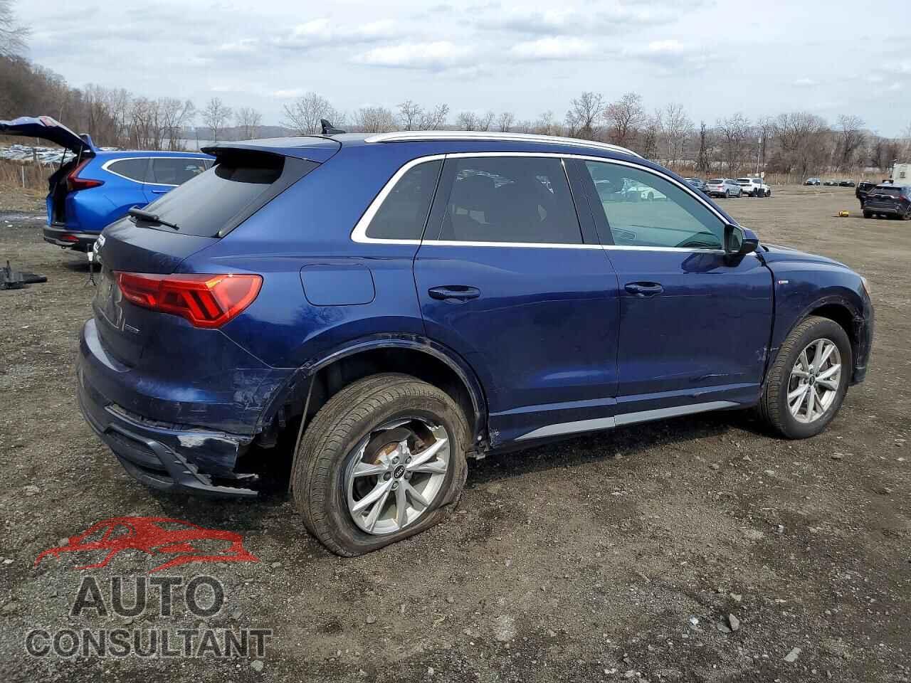 AUDI Q3 2021 - WA1DECF32M1031458