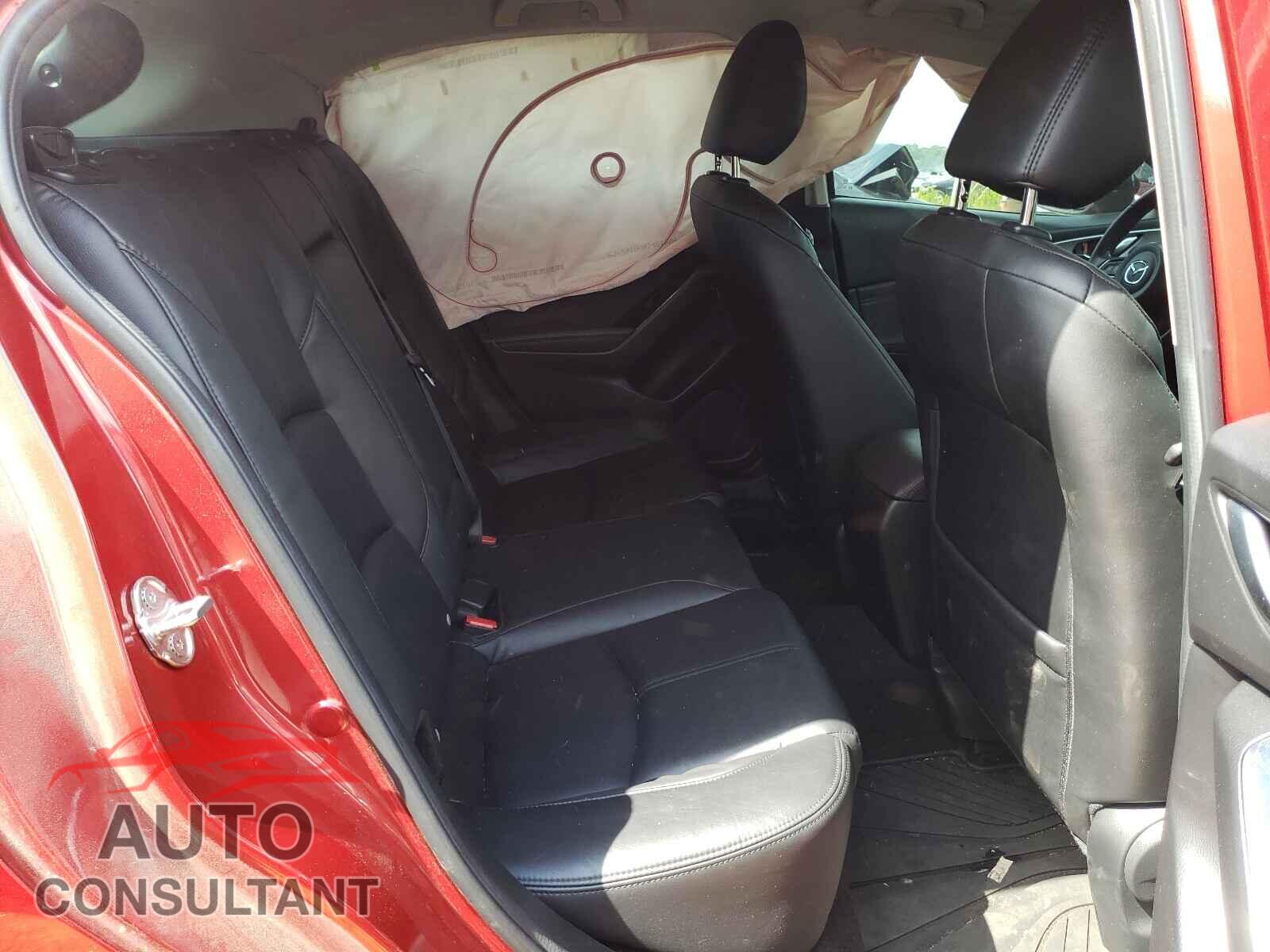 MAZDA 3 2017 - 3MZBN1L77HM107240
