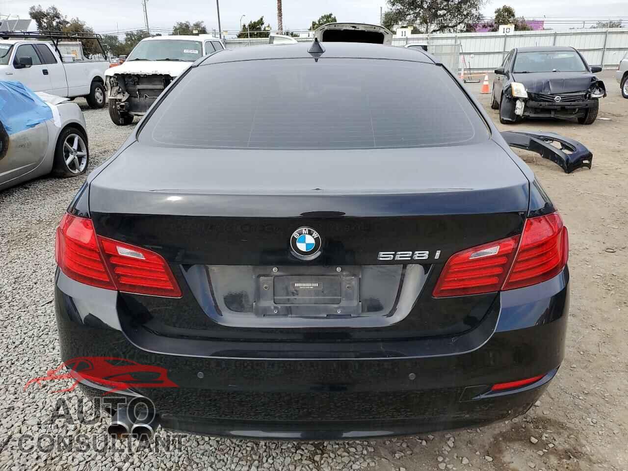 BMW 5 SERIES 2015 - WBA5A5C50FD519961