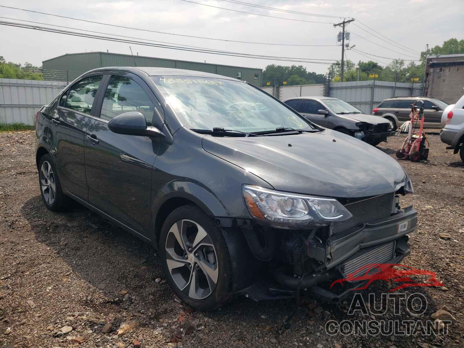 CHEVROLET SONIC 2019 - 1G1JF5SB7K4125323