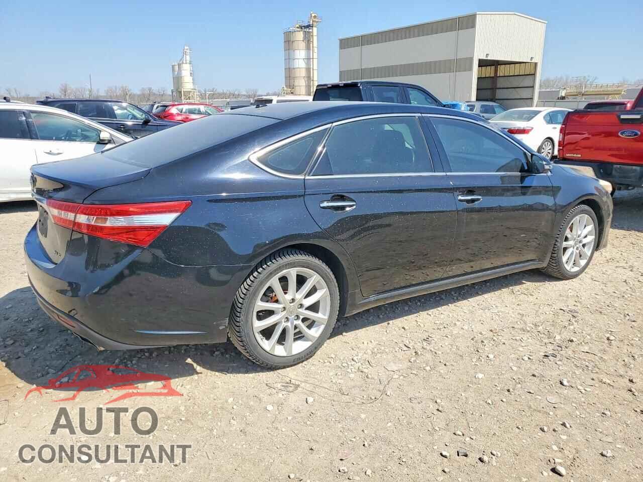 TOYOTA AVALON 2013 - 4T1BK1EB5DU025604