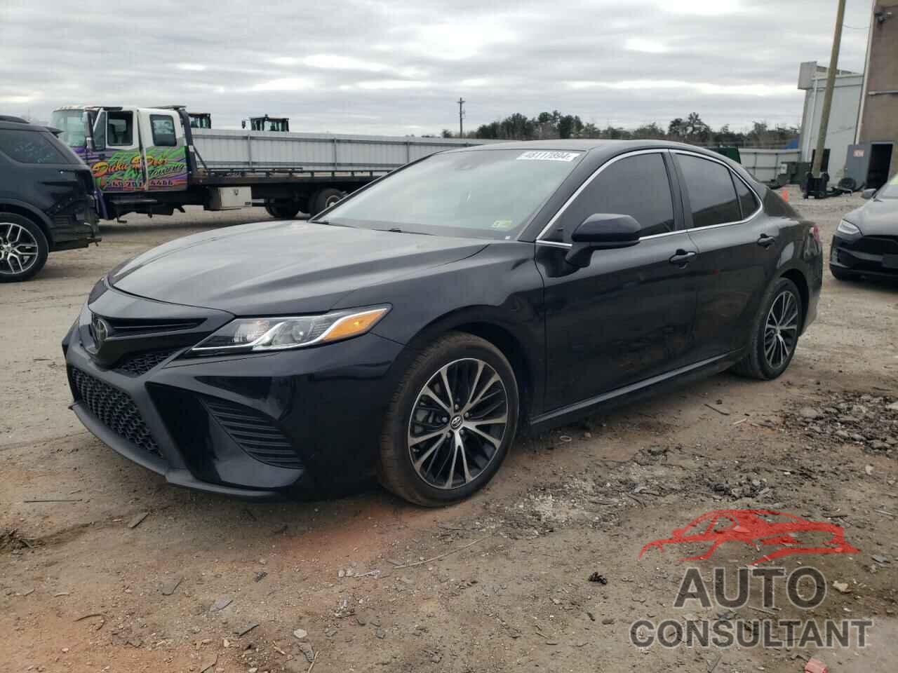 TOYOTA CAMRY 2018 - 4T1B11HK6JU074532