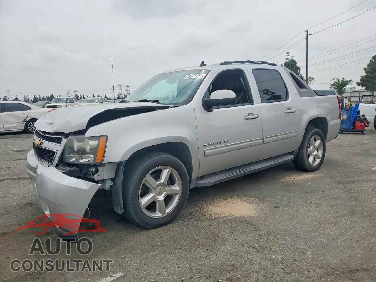CHEVROLET AVALANCHE 2011 - 3GNMCFE04BG165284