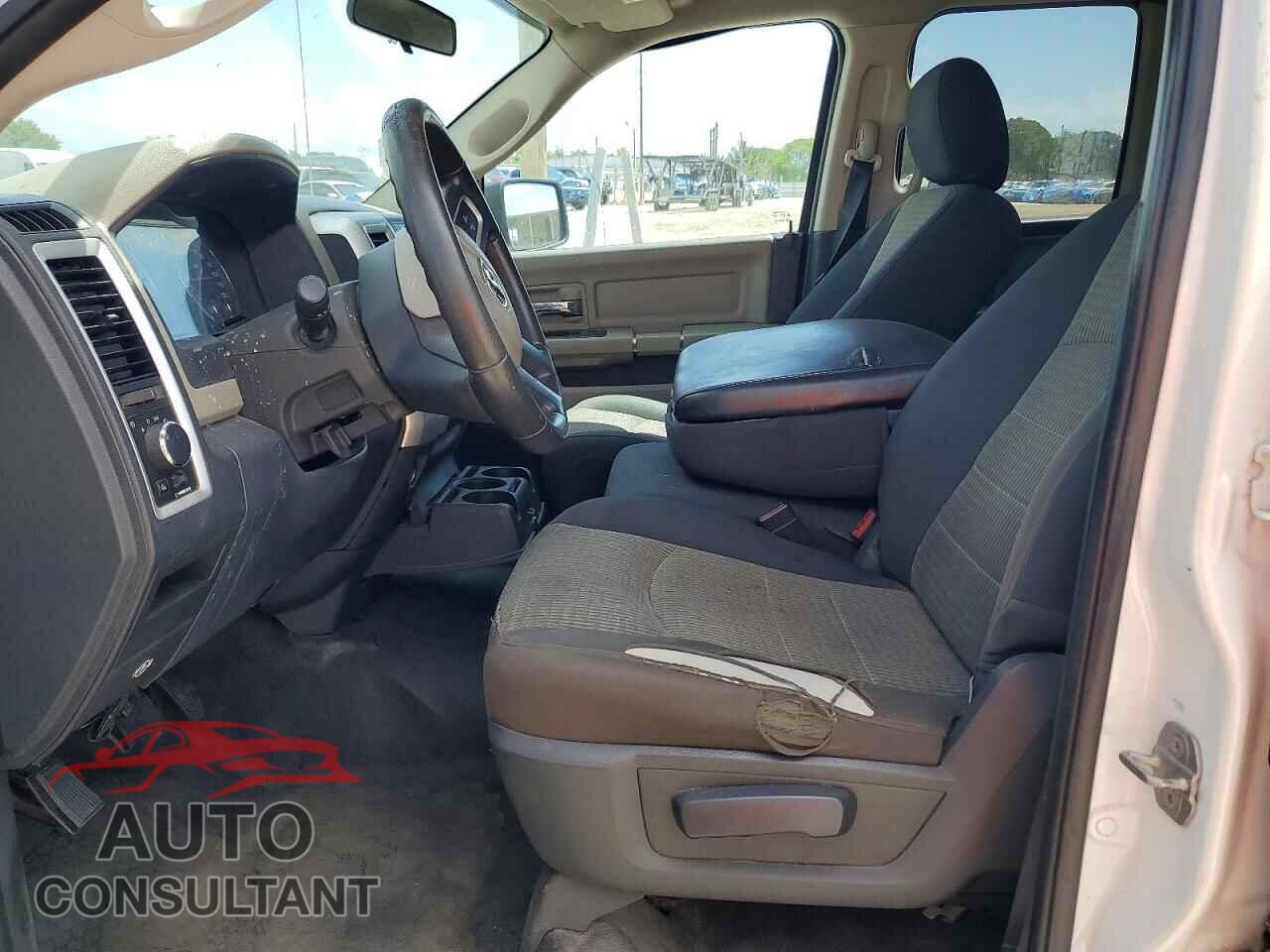 DODGE RAM 1500 2010 - 1D7RV1GP7AS143931
