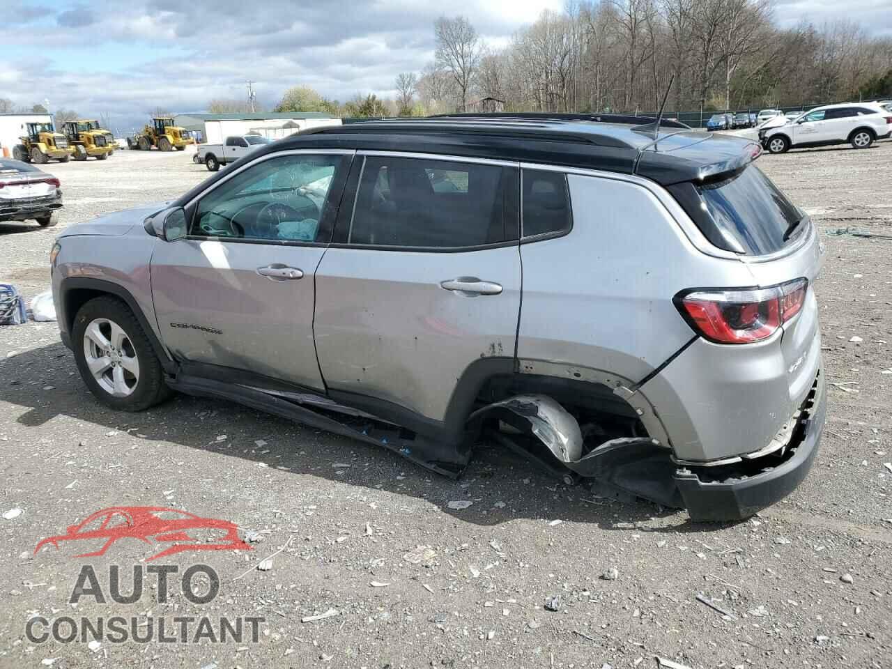 JEEP COMPASS 2018 - 3C4NJDBB6JT256611