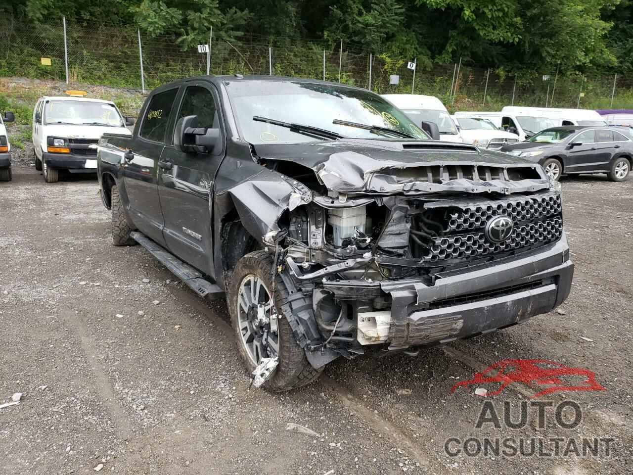 TOYOTA TUNDRA 2018 - 5TFDY5F14JX745415