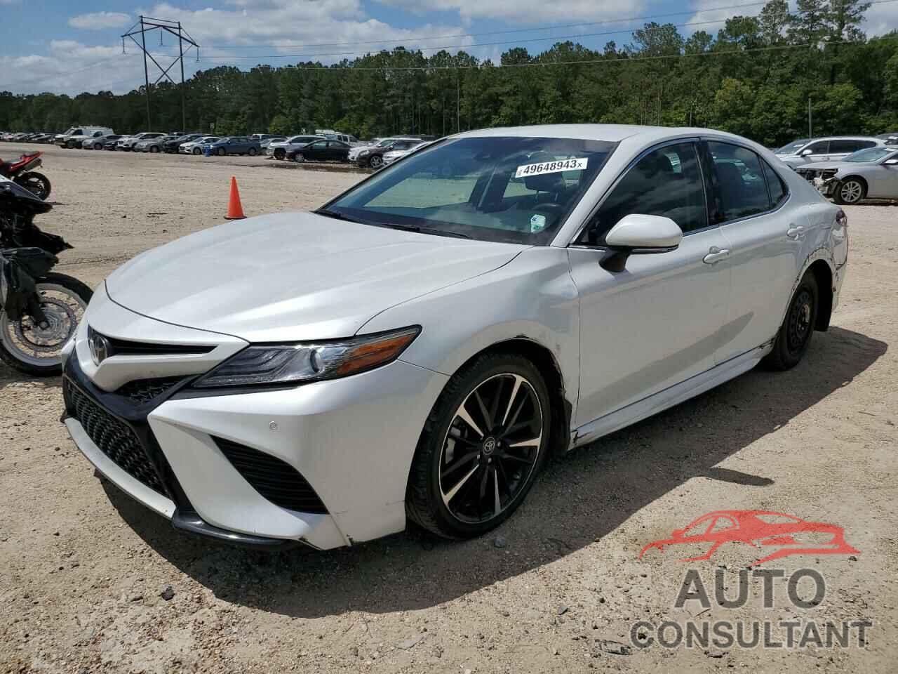 TOYOTA CAMRY 2018 - 4T1B61HK6JU038518