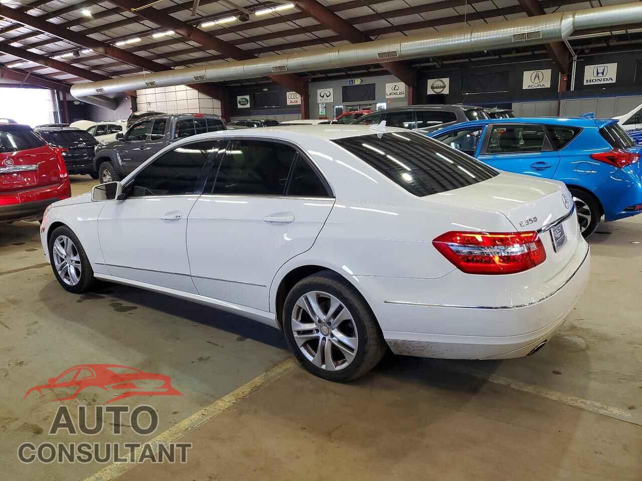 MERCEDES-BENZ E-CLASS 2011 - WDDHF8HB4BA379254