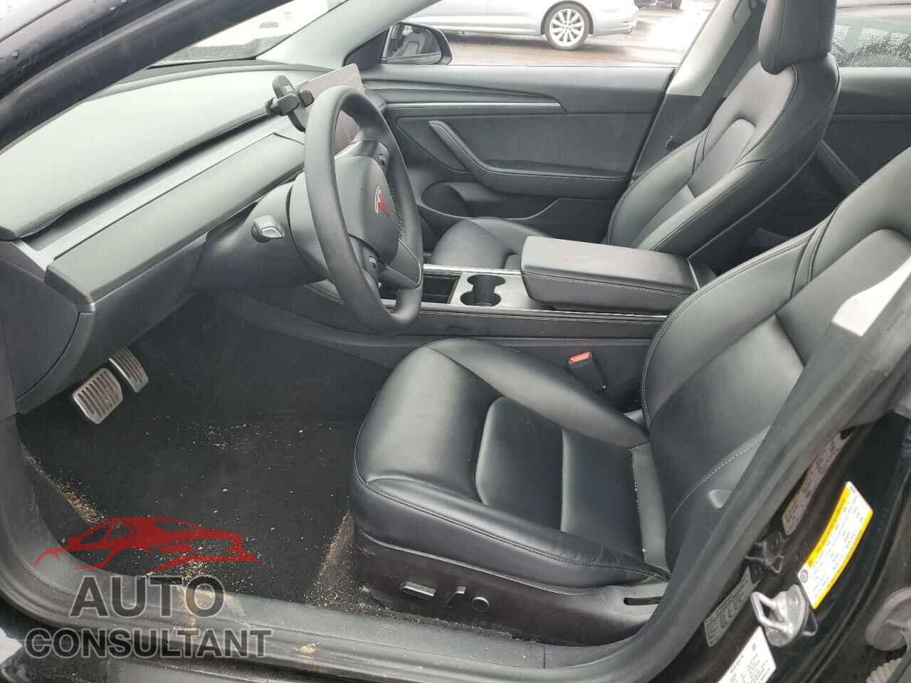 TESLA MODEL 3 2021 - 5YJ3E1EB8MF983905