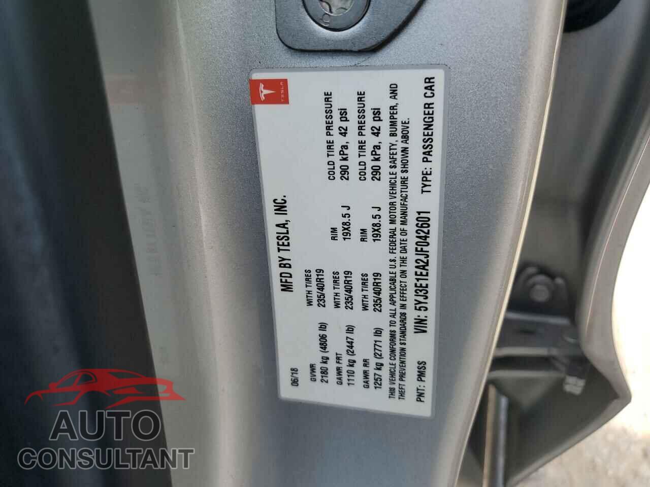 TESLA MODEL 3 2018 - 5YJ3E1EA2JF042601