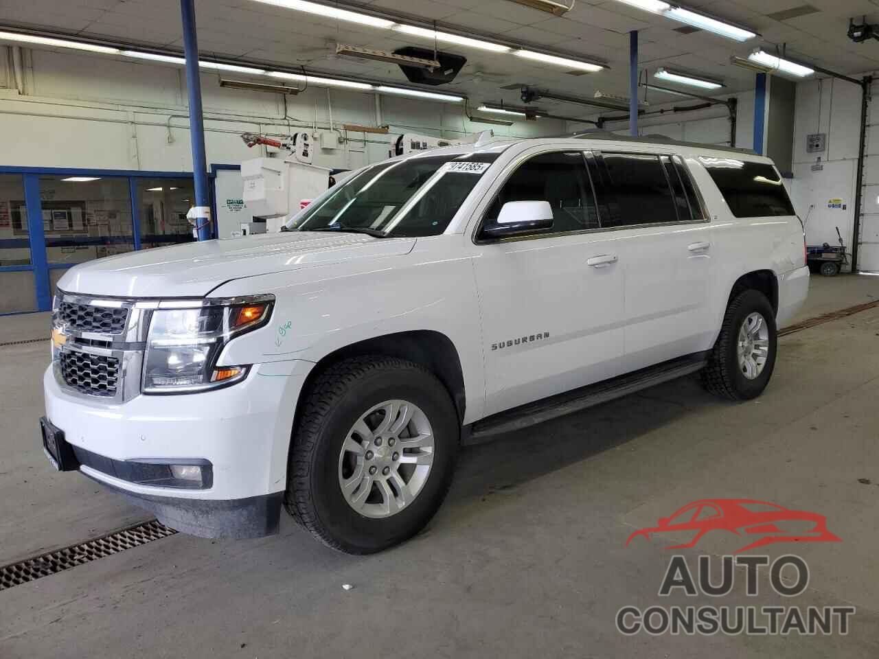CHEVROLET SUBURBAN 2018 - 1GNSKHKCXJR308841