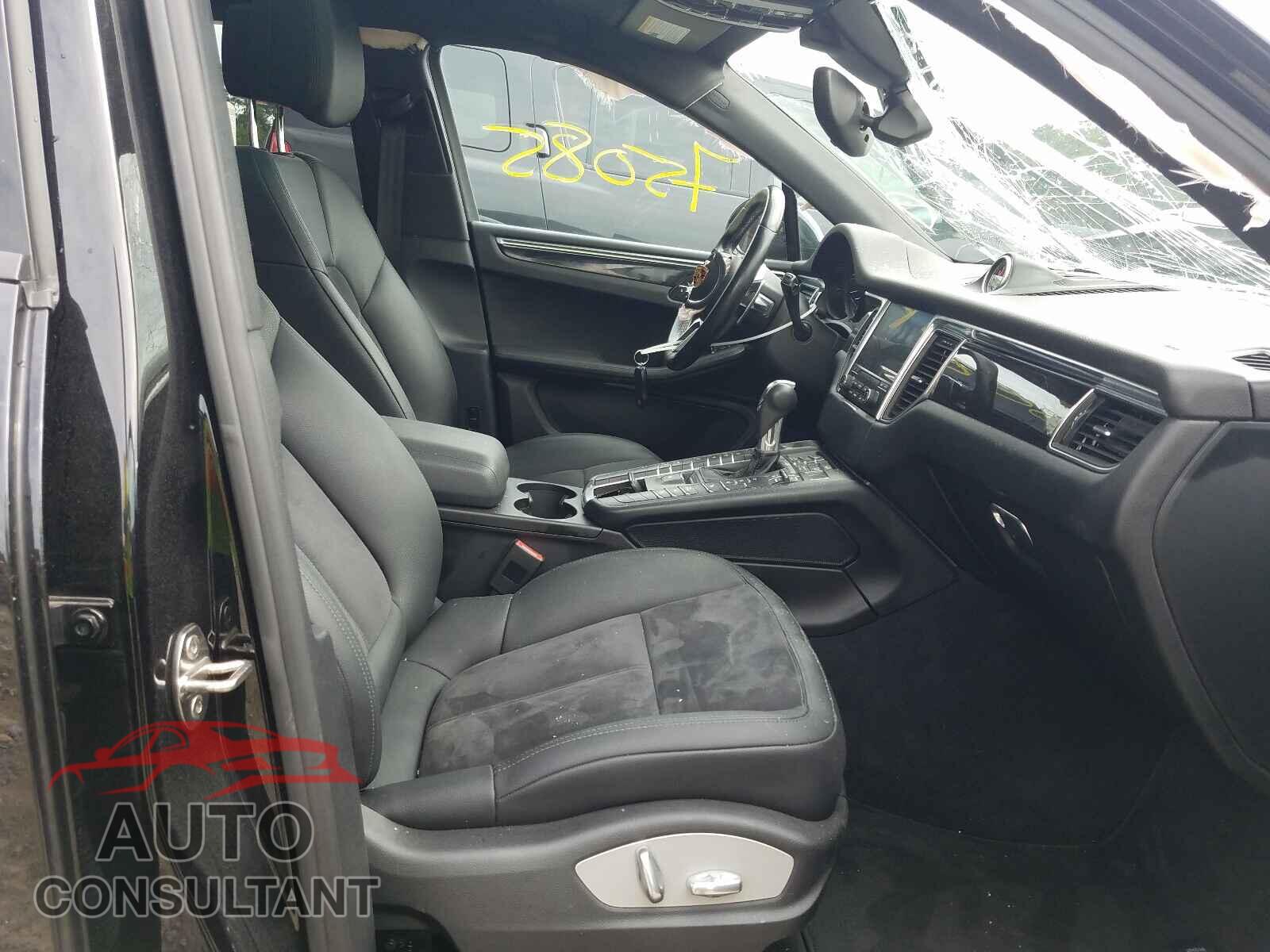 PORSCHE MACAN 2017 - WP1AA2A55HLB03270