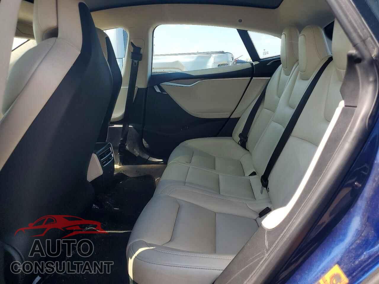 TESLA MODEL S 2017 - 5YJSA1E27HF229116