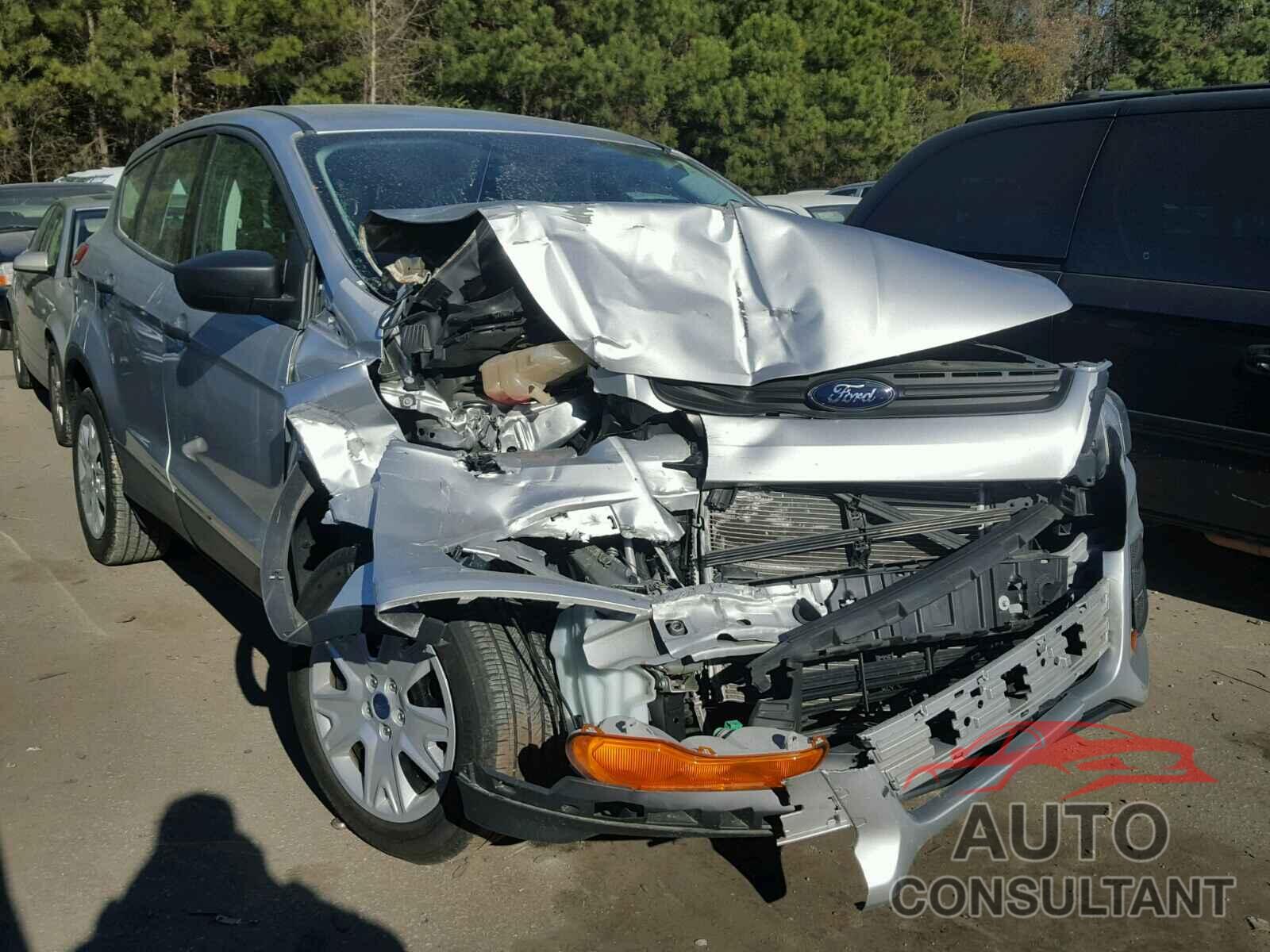 FORD ESCAPE 2016 - 1FMCU0F70GUA80520