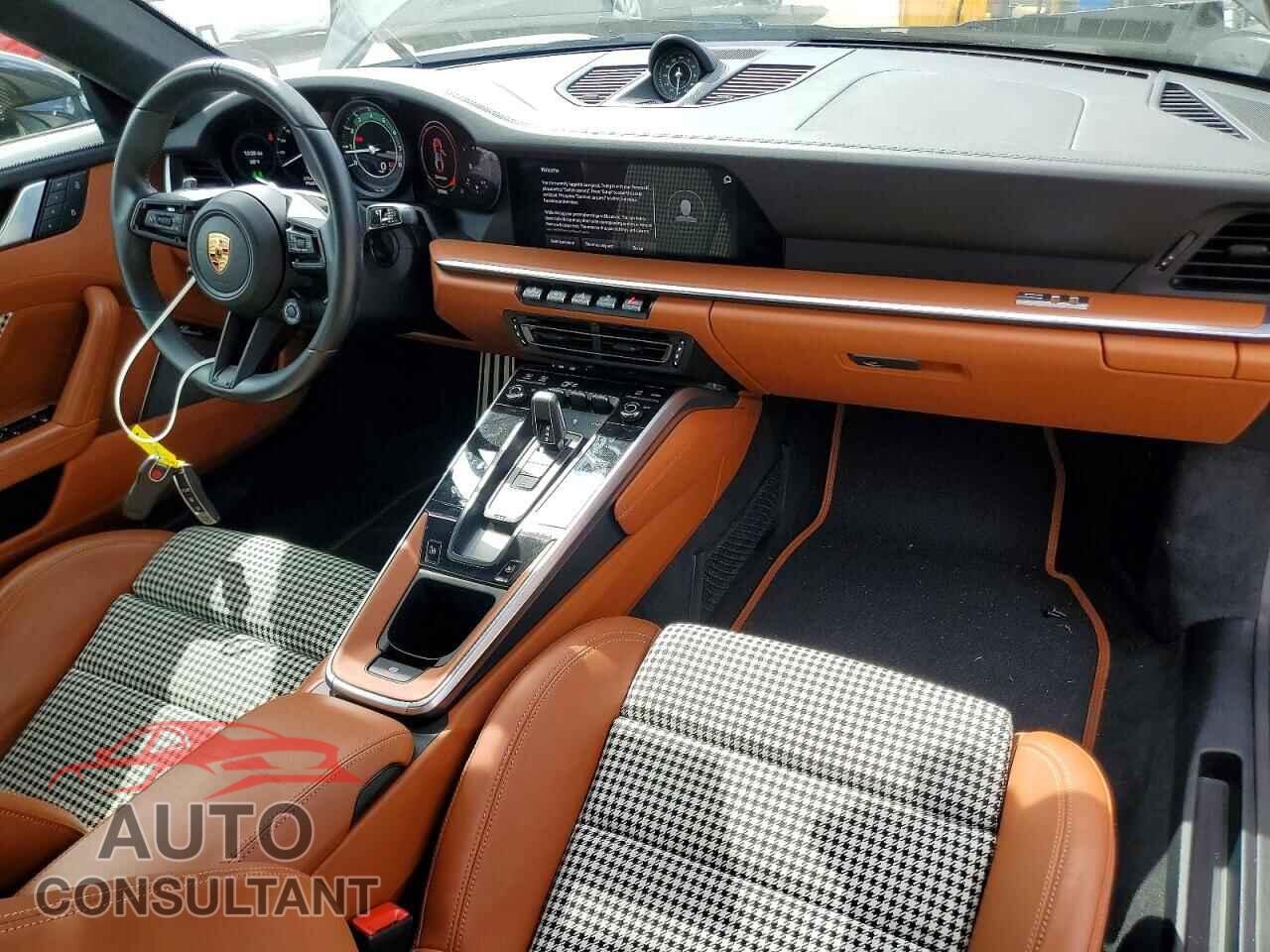 PORSCHE 911 2023 - WP0AD2A92PS257421