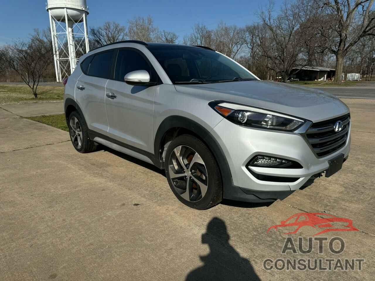 HYUNDAI TUCSON 2018 - KM8J3CA20JU778267