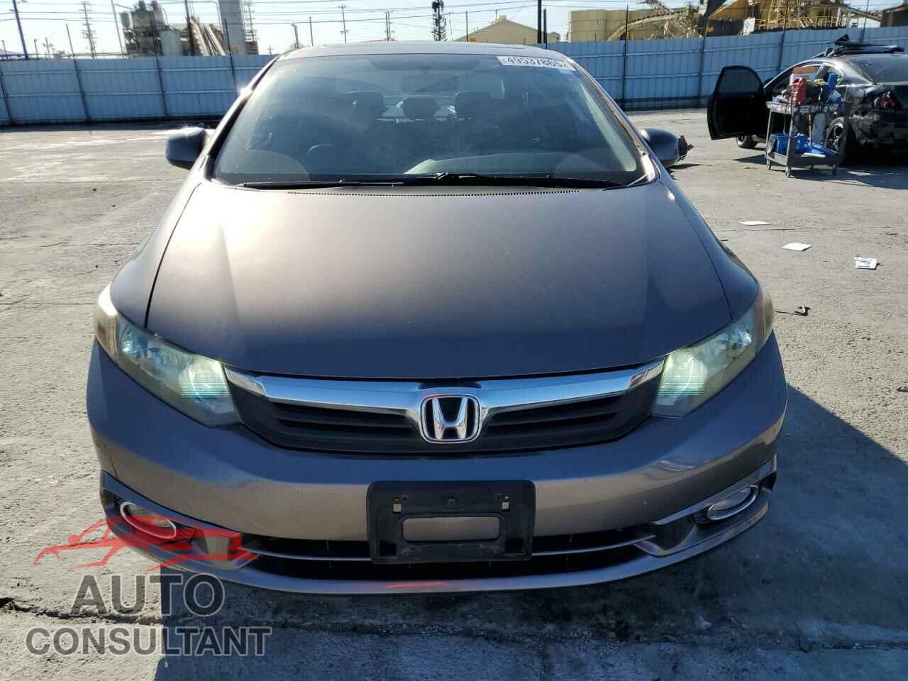 HONDA CIVIC 2012 - 2HGFB2F92CH555510