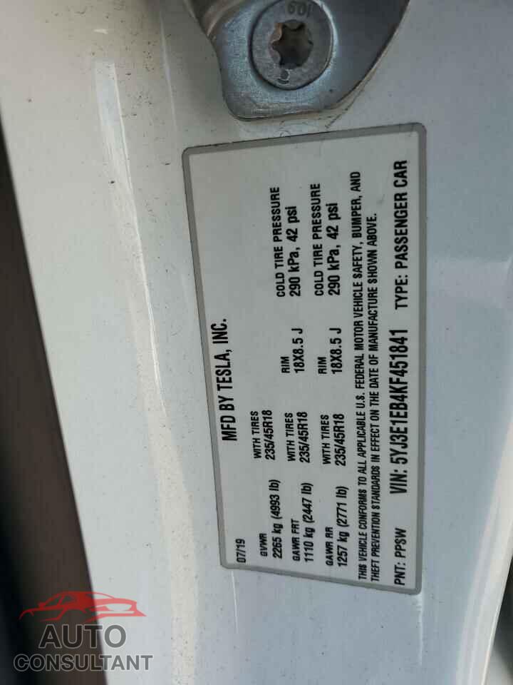 TESLA MODEL 3 2019 - 5YJ3E1EB4KF451841