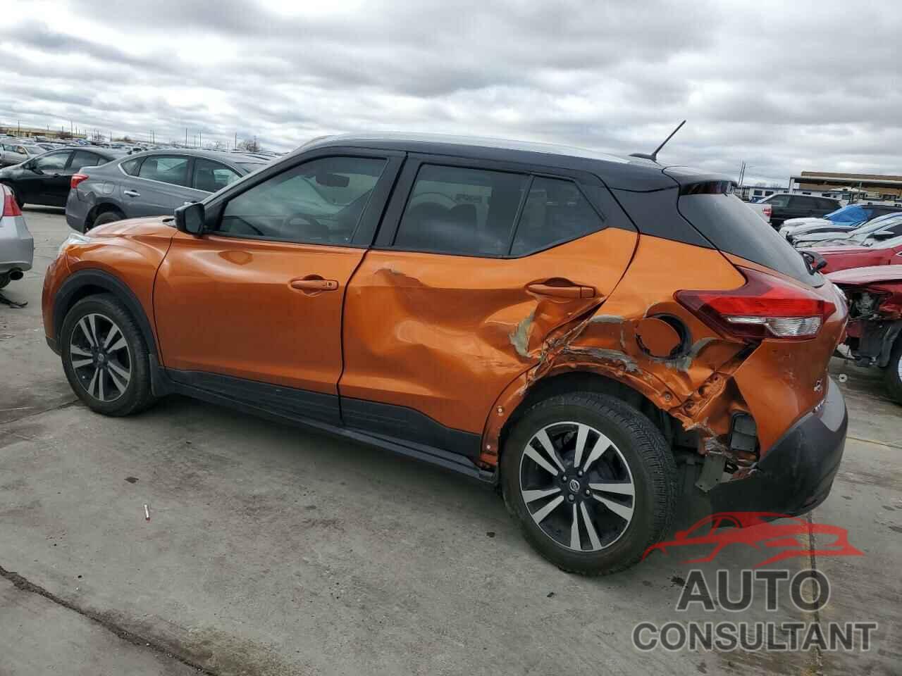 NISSAN KICKS 2019 - 3N1CP5CU8KL553668