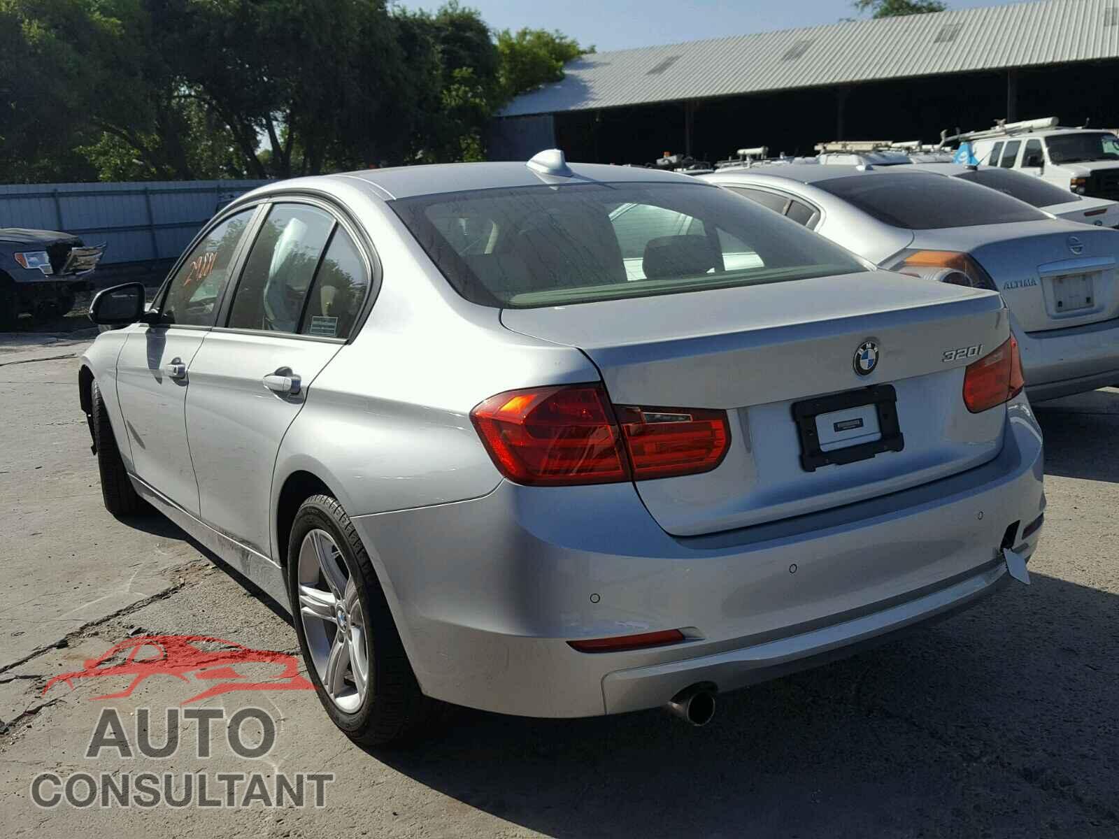 BMW 3 SERIES 2015 - WBA3B1C52FP830934