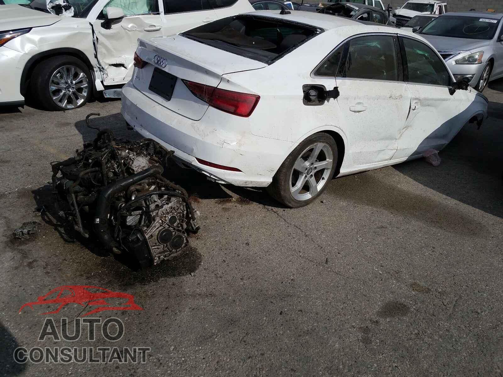 AUDI A3 2019 - WAUAUGFF2K1024839