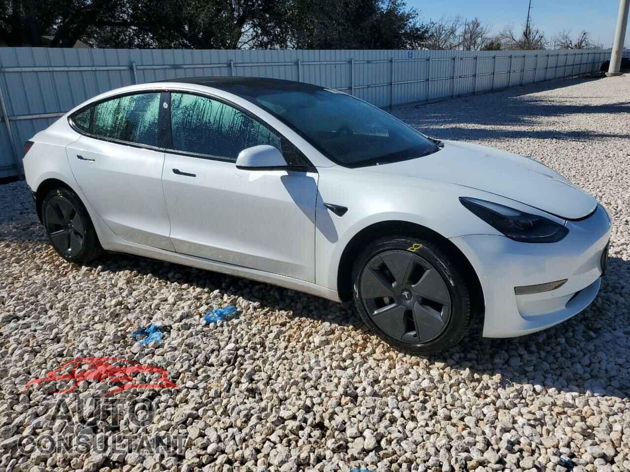 TESLA MODEL 3 2021 - 5YJ3E1EA3MF092220