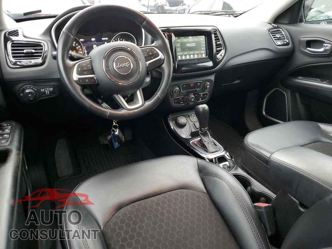 JEEP COMPASS 2020 - 3C4NJDBB2LT100293