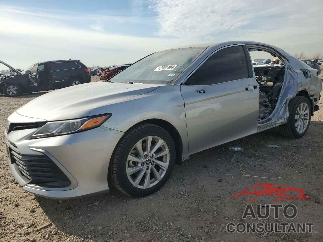 TOYOTA CAMRY 2021 - 4T1R11AK4MU456605