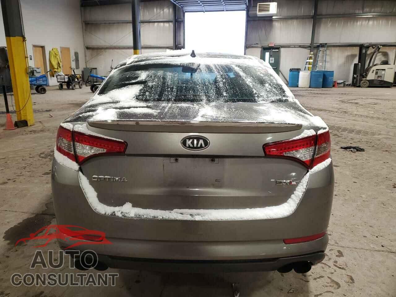 KIA OPTIMA 2013 - 5XXGR4A67DG205091