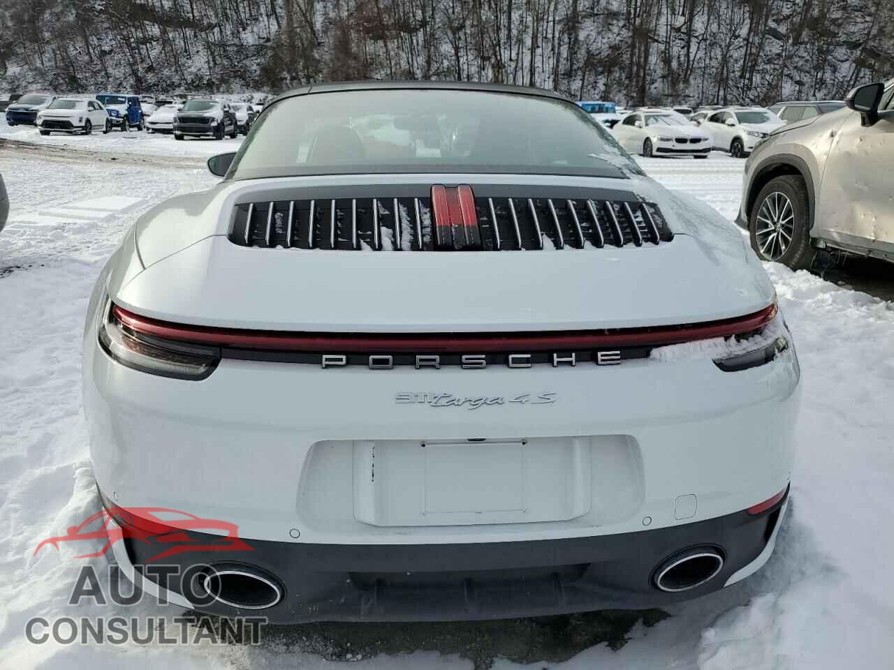 PORSCHE 911 2021 - WP0BB2A92MS235313