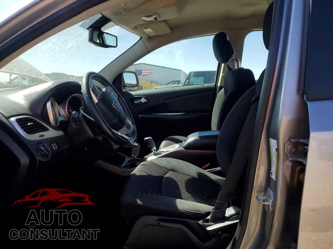 DODGE JOURNEY SE 2015 - 3C4PDCAB0FT735951