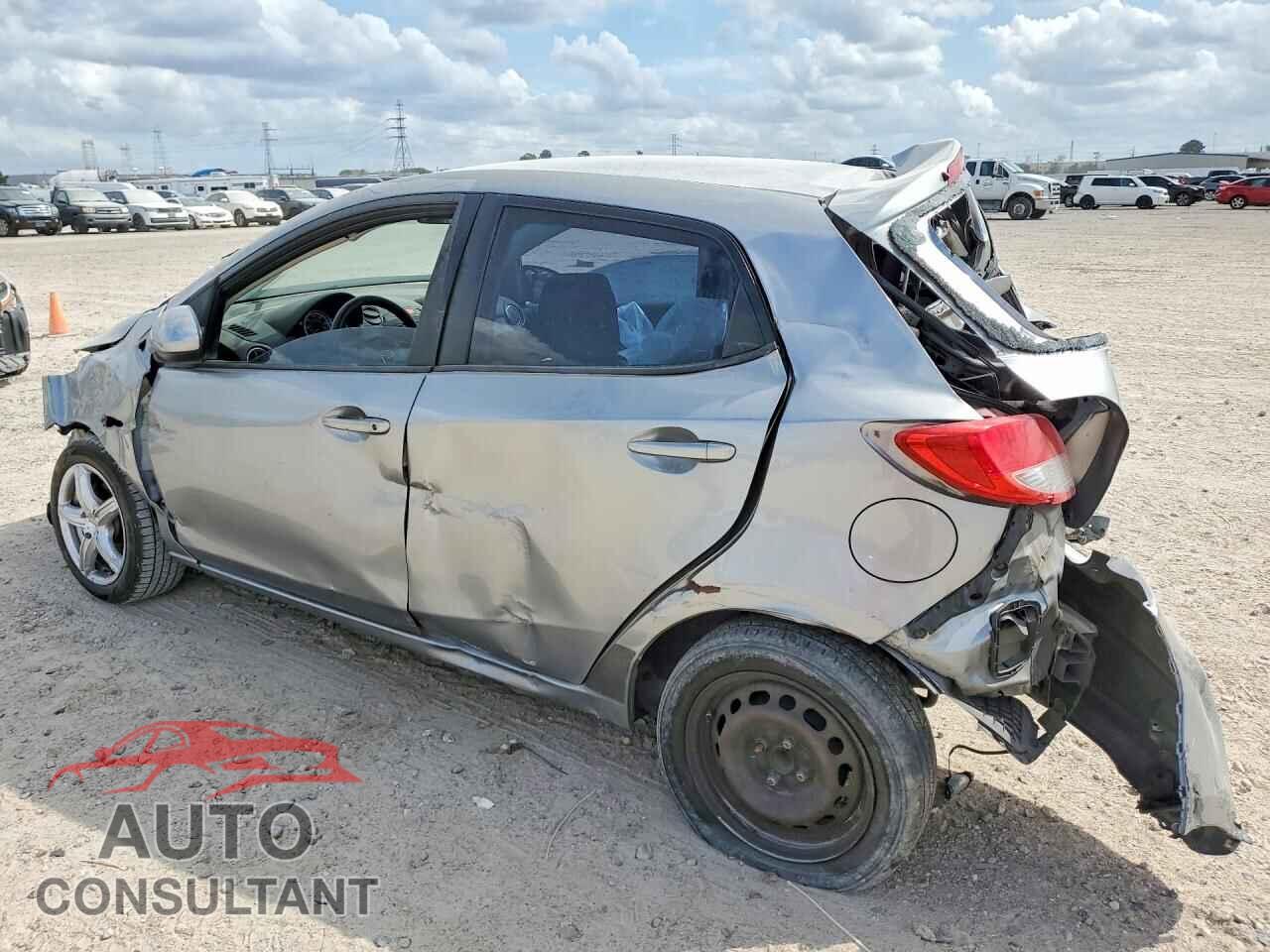 MAZDA 2 2012 - JM1DE1KY6C0137041