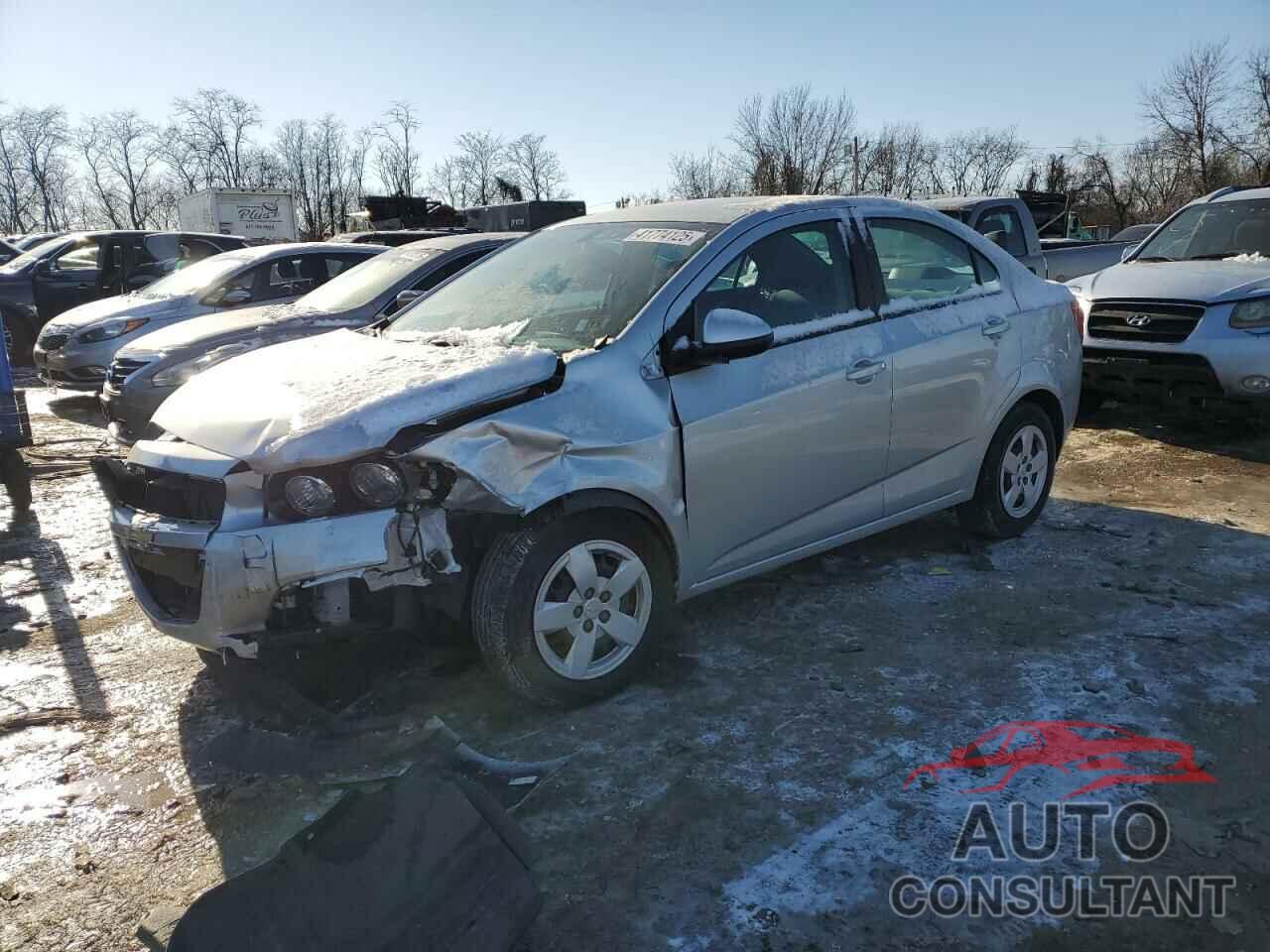 CHEVROLET SONIC 2014 - 1G1JB5SH6E4169074