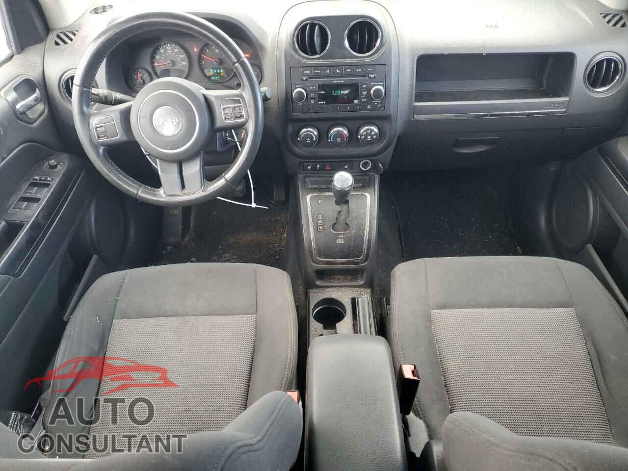 JEEP COMPASS 2011 - 1J4NF4FBXBD193185