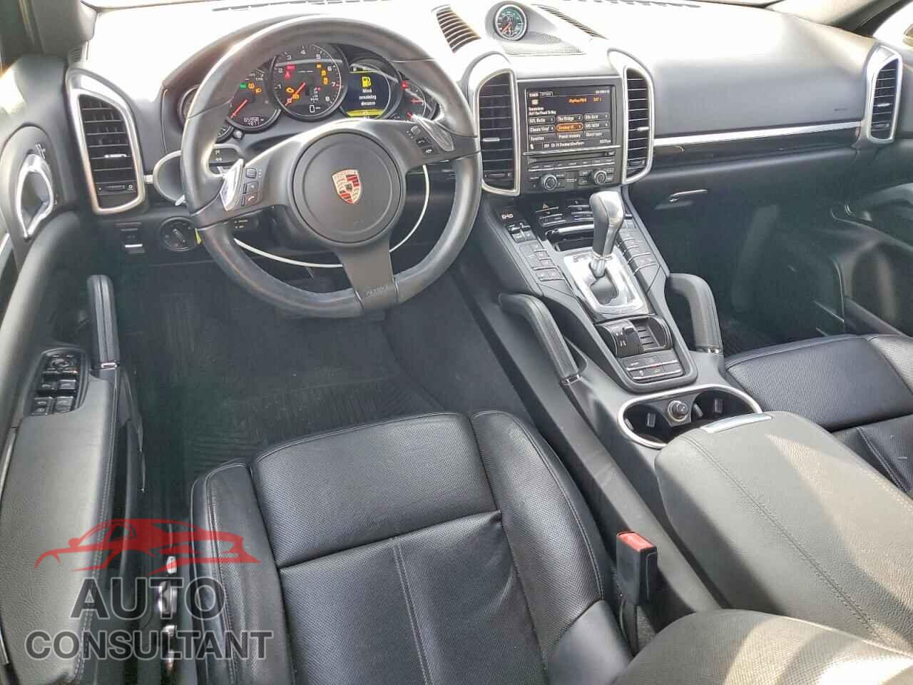 PORSCHE CAYENNE 2012 - WP1AA2A24CLA09556