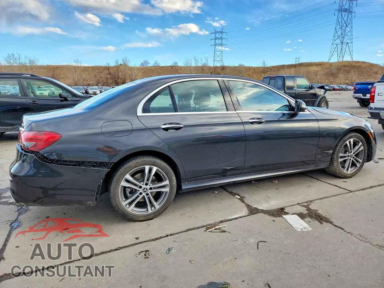 MERCEDES-BENZ E-CLASS 2023 - W1KZF8EB5PB186542