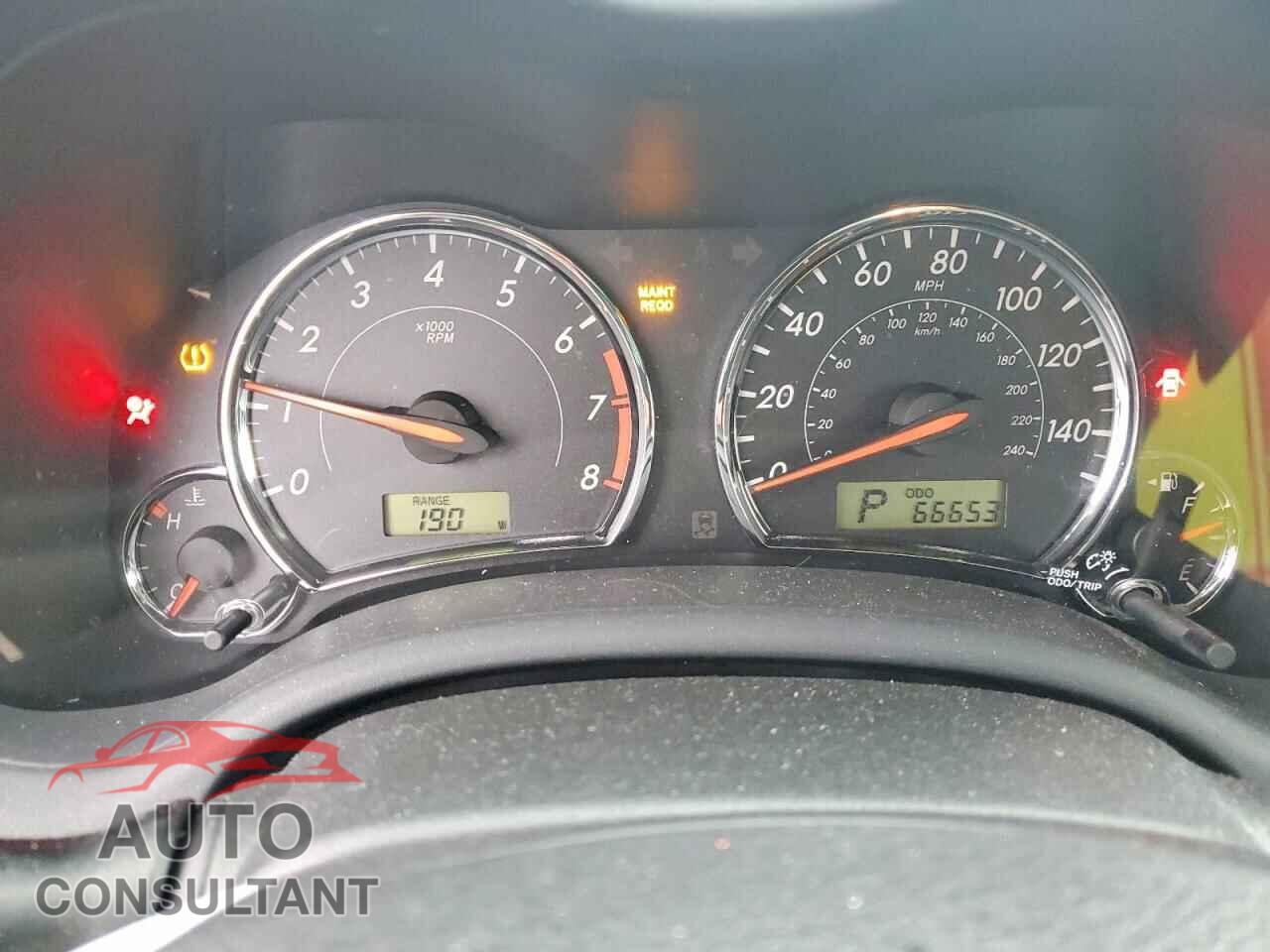 TOYOTA COROLLA 2013 - 2T1BU4EE2DC928509