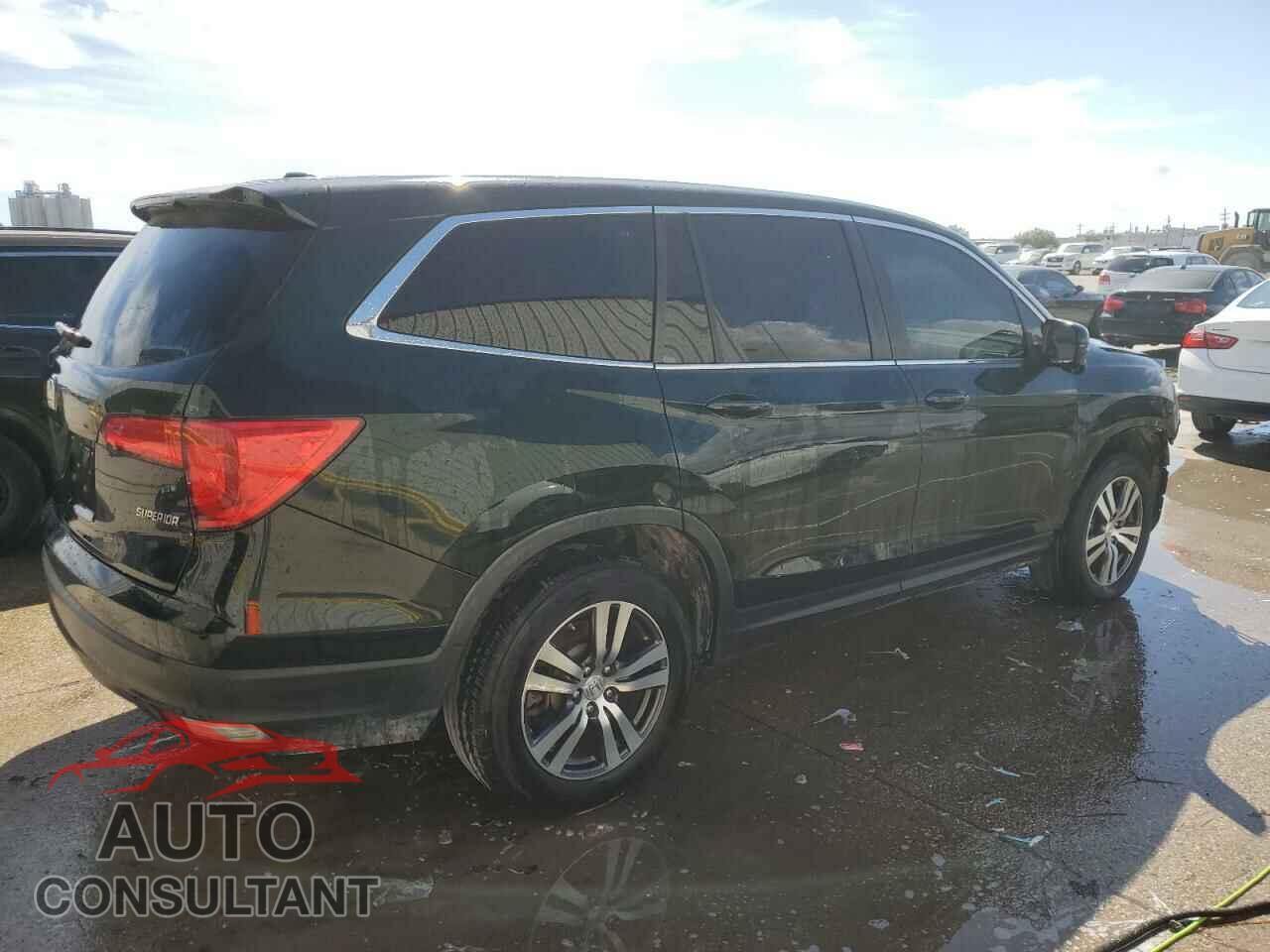 HONDA PILOT 2017 - 5FNYF5H57HB003294