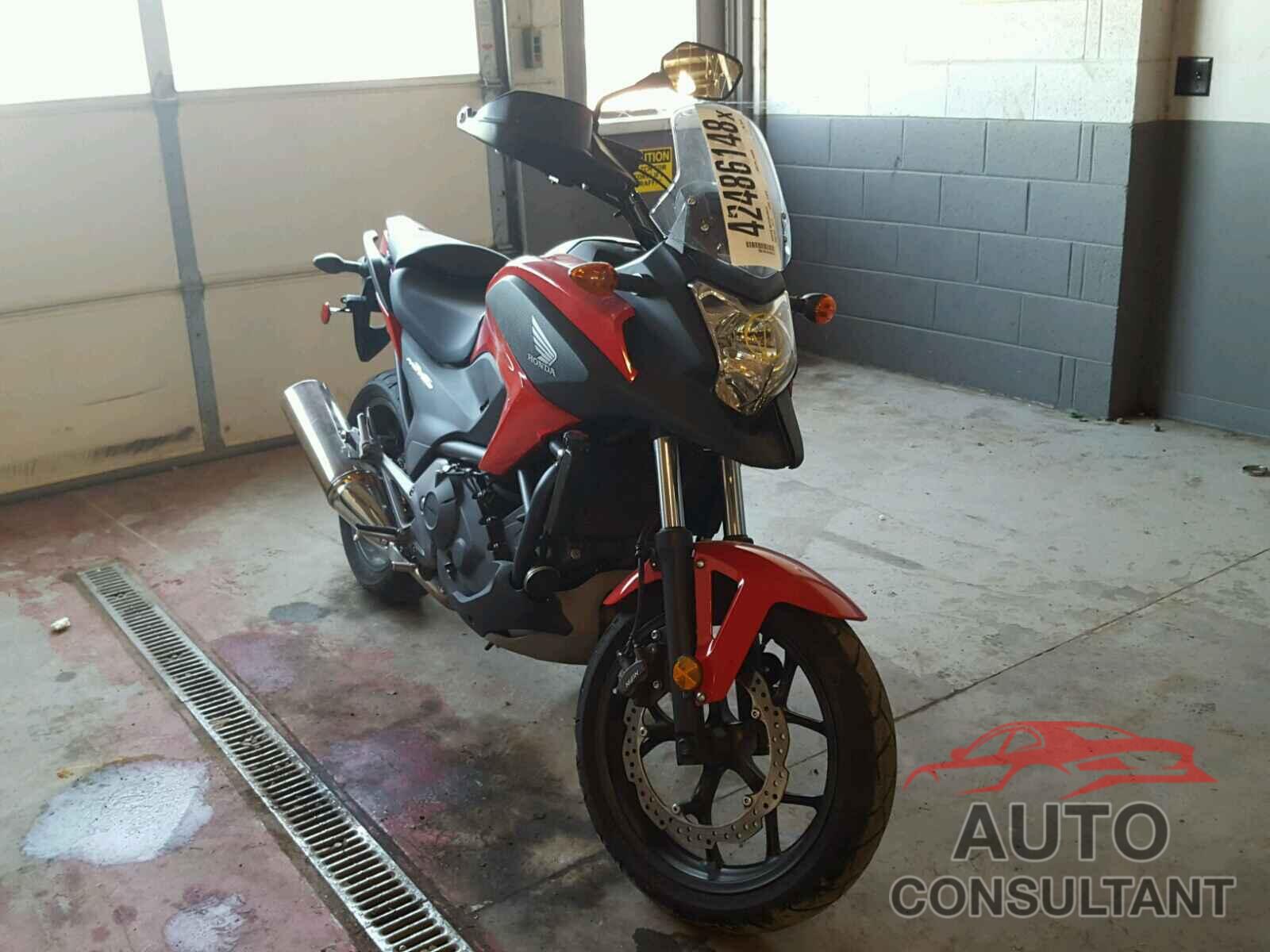HONDA NC700X 2015 - JH2RC6302FK100585