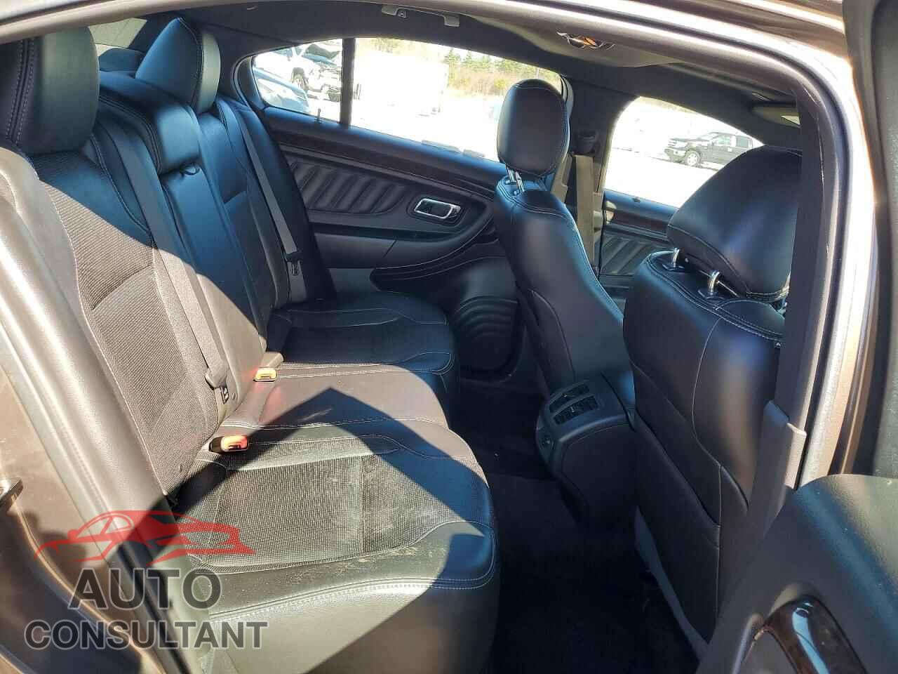 FORD TAURUS 2015 - 1FAHP2J80FG165907