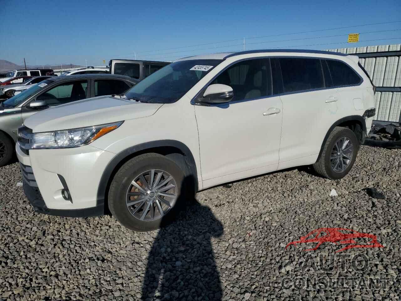 TOYOTA HIGHLANDER 2017 - 5TDJZRFH2HS396825