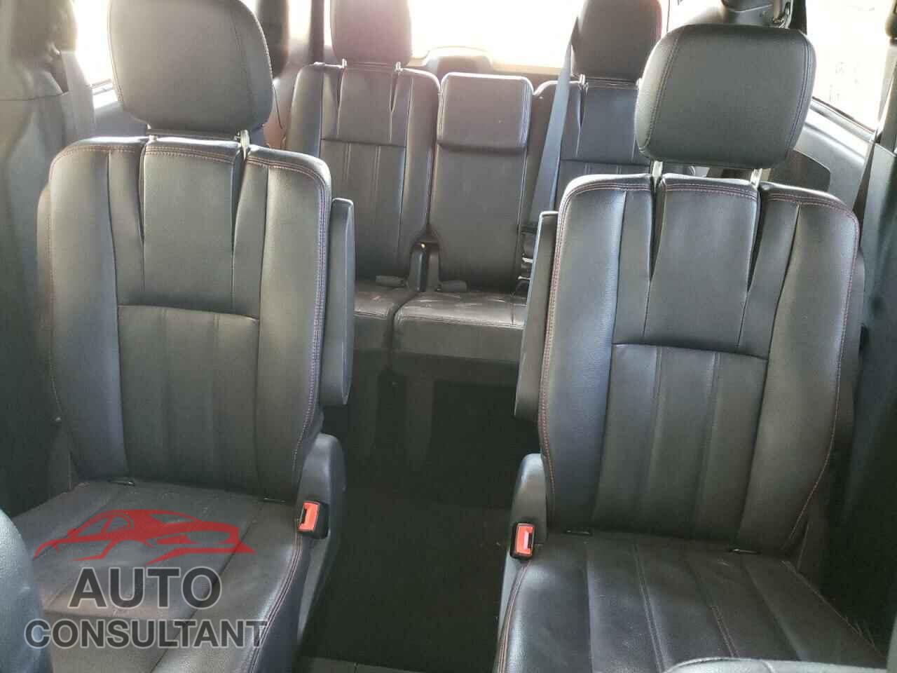 DODGE CARAVAN 2019 - 2C4RDGEG3KR673710